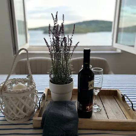 Appartamento Seaspray Tisno