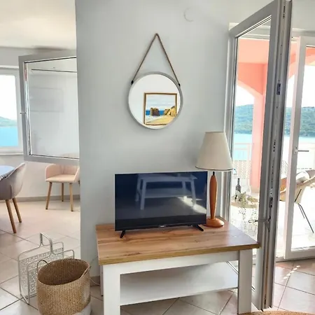 Apartment Seaspray Tisno