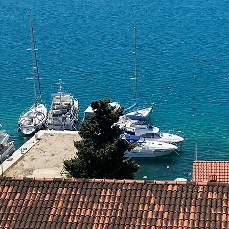 Apartment Seaspray Tisno