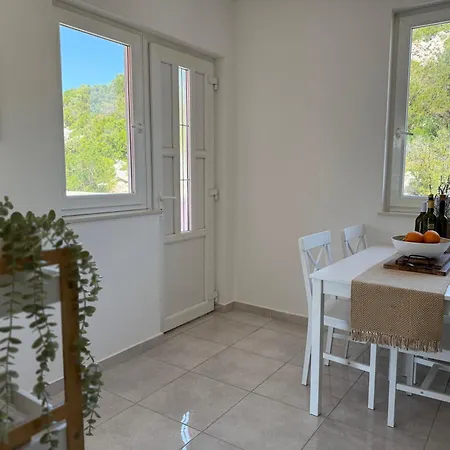 Seaspray Appartement Tisno