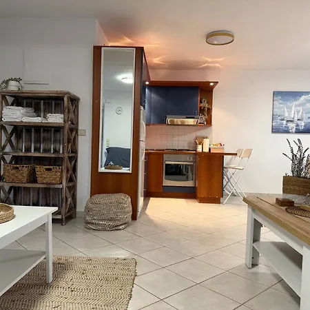 Seaspray Appartamento Tisno